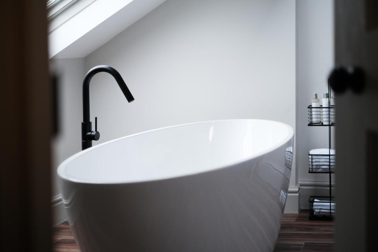 Period Retreat For 6, Explore The Lake District Lancaster Exterior foto